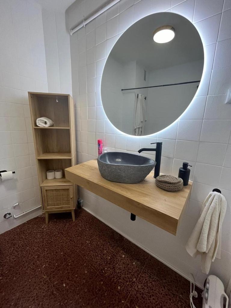 Encantador Apartamento En El Corazon De Tremp Bagian luar foto